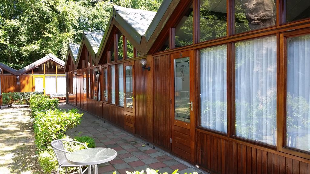 Motel Oostvoorne Exterior photo